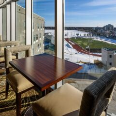 Отель Staybridge Suites Saskatoon - University балкон
