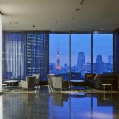 Отель Mitsui Garden Hotel Ginza Premier Япония, Токио - отзывы, цены и фото номеров - забронировать отель Mitsui Garden Hotel Ginza Premier онлайн гостиничный бар