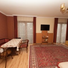 Отель Villa Muzsa Венгрия, Балатонфюред - отзывы, цены и фото номеров - забронировать отель Villa Muzsa онлайн комната для гостей фото 2