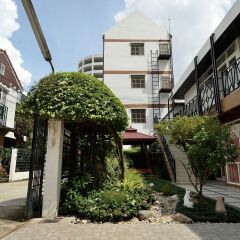 Отель Siam Square House Бангкок фото 2