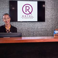 R Hotel Kingston интерьер отеля