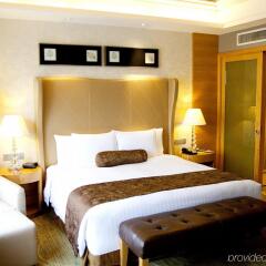 Отель Crowne Plaza Paragon Xiamen Китай, Сямынь - 2 отзыва об отеле, цены и фото номеров - забронировать отель Crowne Plaza Paragon Xiamen онлайн комната для гостей фото 4