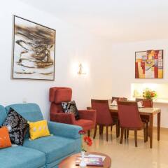 Апартаменты Oura View Beach Club Apartments комната для гостей фото 4
