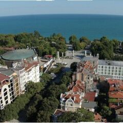 Отель Plaza Hotel Болгария, Варна - отзывы, цены и фото номеров - забронировать отель Plaza Hotel онлайн пляж фото 2