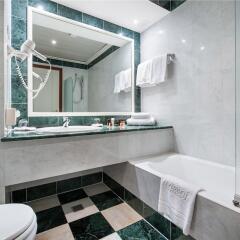 Leonardo Hotel Milan City Center ванная