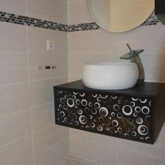 Отель Villa With 3 Bedrooms in Saint-andré-de-la-roche, With Wonderful Mount Франция, Сент-Андре-де-ла-Рош - отзывы, цены и фото номеров - забронировать отель Villa With 3 Bedrooms in Saint-andré-de-la-roche, With Wonderful Mount онлайн ванная фото 2
