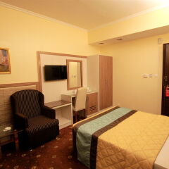 Naif view Hotel By Gemstones удобства в номере фото 2