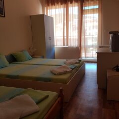 Отель Brilliantin Guest House Болгария, Свети Влас - отзывы, цены и фото номеров - забронировать отель Brilliantin Guest House онлайн комната для гостей