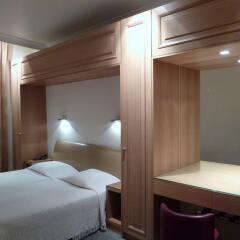 Отель Hôtel du Vieux Marais удобства в номере