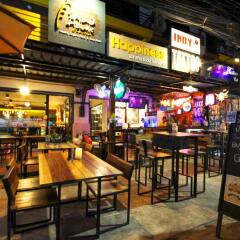 Отель Lemonade Boutique Inn Ланта гостиничный бар