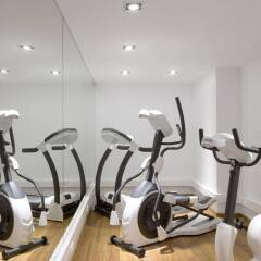 Aqua Hotel Brussels фитнесс-зал
