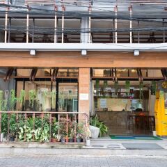 Zen Hostel Tiger Shrine 2 Бангкок бассейн