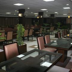 Hotel Le Central in Haridwar, India from 38$, photos, reviews - zenhotels.com meals