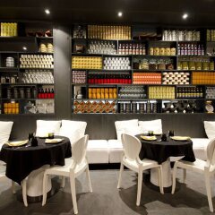 Отель Foto Hotel Таиланд, Пхукет - 12 отзывов об отеле, цены и фото номеров - забронировать отель Foto Hotel онлайн гостиничный бар
