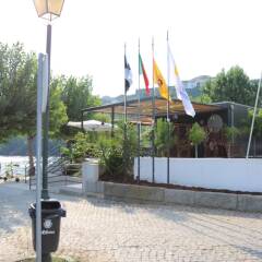 Отель House With 4 Bedrooms in Varzea do Douro, With Furnished Garden and Wi Марку-ди-Канавезиш парковка