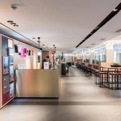 AZIMUT Hotel Vienna интерьер отеля