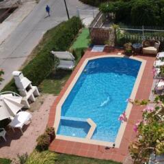 Отель Sunrise Guest House бассейн фото 7