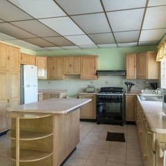 Отель Lawrence Pool House в номере