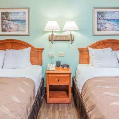 Отель Comfort Inn and Suites Resort Cocoa Beach США, Какао-Бич - отзывы, цены и фото номеров - забронировать отель Comfort Inn and Suites Resort Cocoa Beach онлайн комната для гостей фото 5