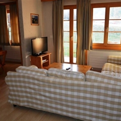 Отель Jacqueline 12 - Two Bedroom Швейцария, Гштад - отзывы, цены и фото номеров - забронировать отель Jacqueline 12 - Two Bedroom онлайн комната для гостей фото 2