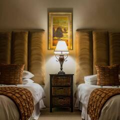 Отель Elephants Lodge комната для гостей