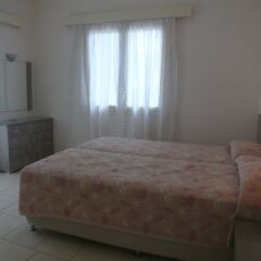 Hotel Karyatides комната для гостей