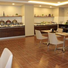 Hotel Osaka Airport гостиничный бар