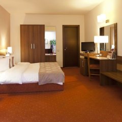 RIN Airport in Otopeni, Romania from 80$, photos, reviews - zenhotels.com guestroom
