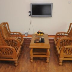 Отель Ya Htike Hotel Мьянма, Лашио - отзывы, цены и фото номеров - забронировать отель Ya Htike Hotel онлайн интерьер отеля фото 3