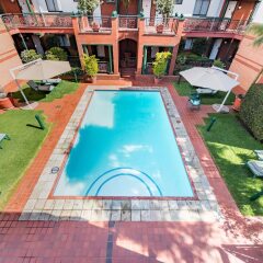 Courtyard Hotel Rosebank бассейн фото 3