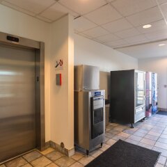 Отель Motel 6 Dale интерьер отеля