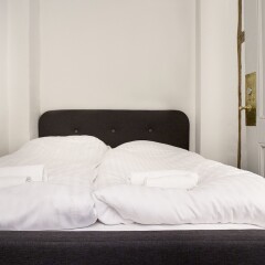 Апартаменты Spacious Apartments in Copenhagen Centre сейф в номере