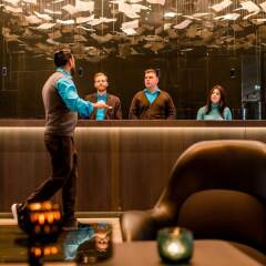 Отель Motel One Frankfurt-Römer гостиничный бар