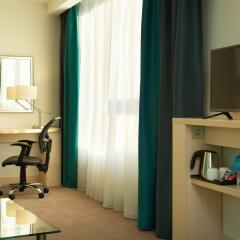 Гостиница Hampton by Hilton Moscow Strogino (Хэмптон бай Хилтон) в Москве - забронировать гостиницу Hampton by Hilton Moscow Strogino (Хэмптон бай Хилтон), цены и фото номеров Москва удобства в номере фото 2