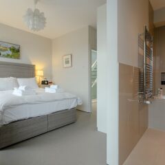 Отель 2 Bedroom Apartment In Hammersmith Grove Великобритания, Лондон - отзывы, цены и фото номеров - забронировать отель 2 Bedroom Apartment In Hammersmith Grove онлайн комната для гостей фото 4