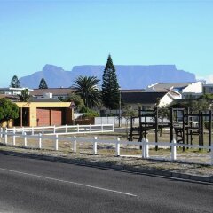 Peak Village Lodge in Cape Town, South Africa from 277$, photos, reviews - zenhotels.com