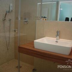 Отель Pension Riedl Вена ванная фото 2
