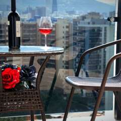 Апартаменты Luxury Apartments Тбилиси гостиничный бар