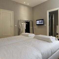 Отель Palazzo Cambiaso Генуя сейф в номере