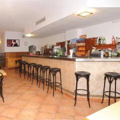 Отель Hostal Montaña гостиничный бар