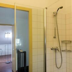 Отель Vink Water View Apartment Нидерланды, Винкевеен - отзывы, цены и фото номеров - забронировать отель Vink Water View Apartment онлайн ванная