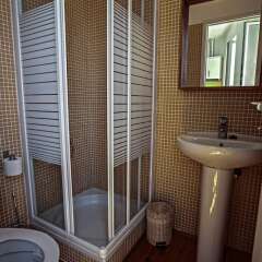 Отель 4 Places - Lisbon Apartments Португалия, Лиссабон - отзывы, цены и фото номеров - забронировать отель 4 Places - Lisbon Apartments онлайн ванная