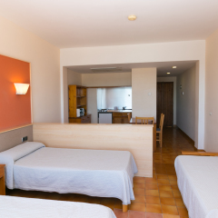 Апартаменты The White Apartments by Ibiza Feeling - Adults Only Студия с различными типами кроватей фото 2