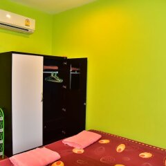 Отель Sansuk Resort сейф в номере