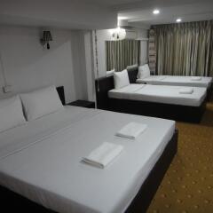 Отель Baan Namtarn Guest House Бангкок комната для гостей