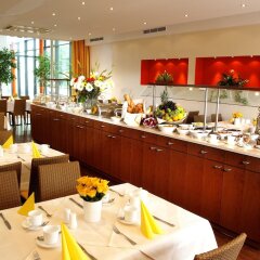 Отель Feringapark Hotel Германия, Унтерфёринг - отзывы, цены и фото номеров - забронировать отель Feringapark Hotel онлайн питание фото 3