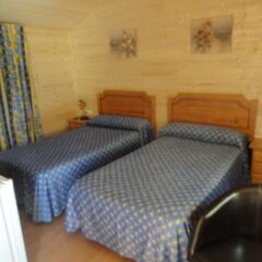 Отель Hostal Gran Avenida Саэлисес