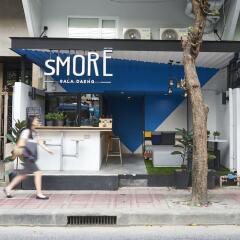 Smore Hotel Sala Deang Бангкок гостиничный бар