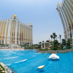 Hotel Okura Macau бассейн