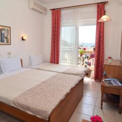 Triada Hotel комната для гостей фото 2